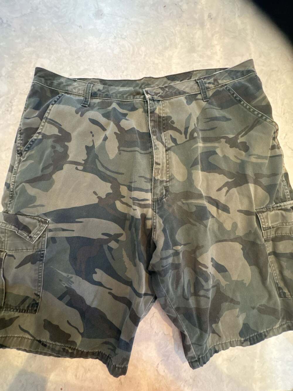 Wrangler Mens Woodland Camouflage Cotton Cargo Shorts 40 REG